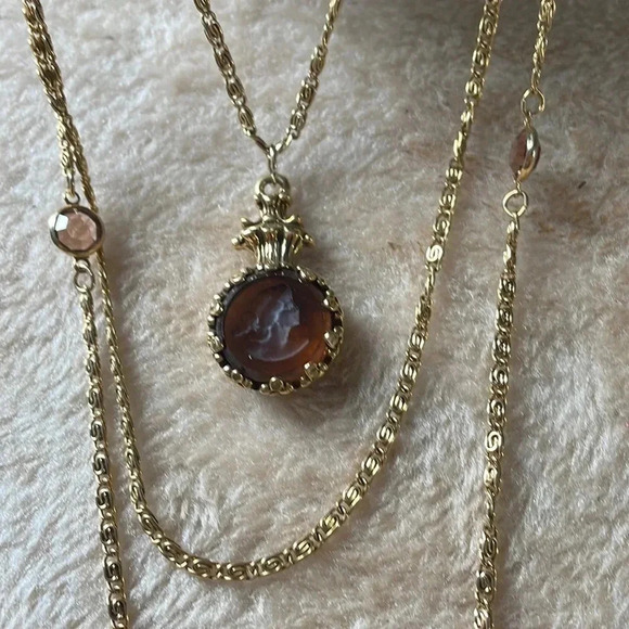 Vintage Goldette Victorian triple chain rhinestone intaglio pendant necklace - Picture 2 of 7